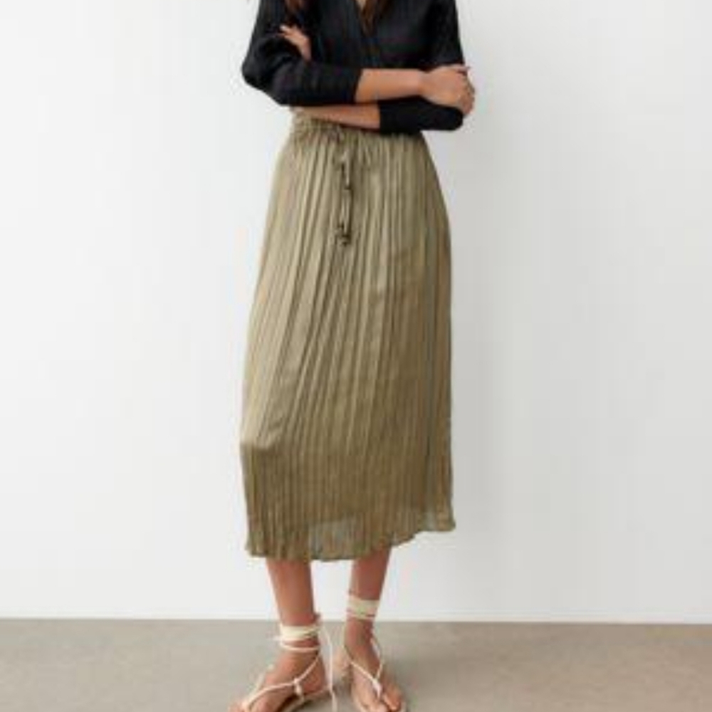 Zara Wrinkle Effect Midi Skirt